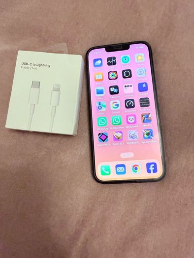 iPhone 13 unlocked world wide 128gb clean around battery 88%