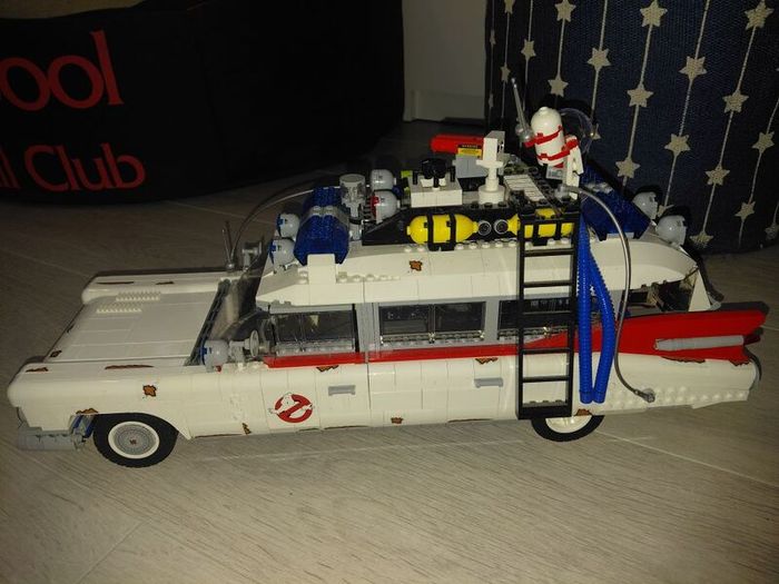 lego ecto-1