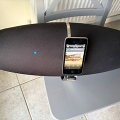 Bowers & Wilkins Zeppelin