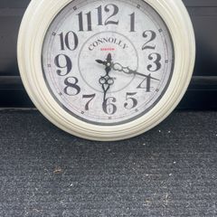 round clock