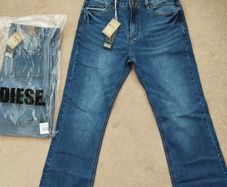 2 x Relaxed Bootcut Diesel Jeans 34/34
