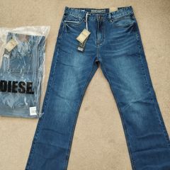 2 x Relaxed Bootcut Diesel Jeans 34/34