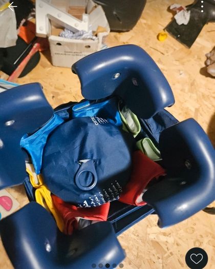 travel cot
