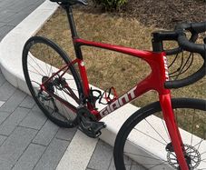 Road Bike Giant Defy Carbon (Size M/L)