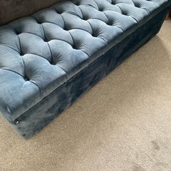 bedroom furniture - bench for end of bed king size
