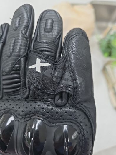 Alpinestars GT-S X gloves.