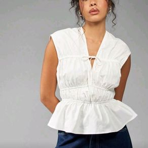 Brand new with tags MISSGUIDED top