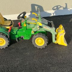 john deere peddle tractor