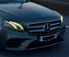 Mercedes genuine grille from E200D W213