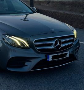 Mercedes genuine grille from E200D W213