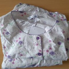 BN. Slenderalla Pyjamas with free slippers