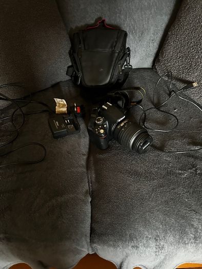 Nikon D3000