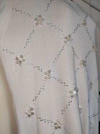 Jessica Graaf Ivory embellished ladies jumper size  xl 14-16 Postage included