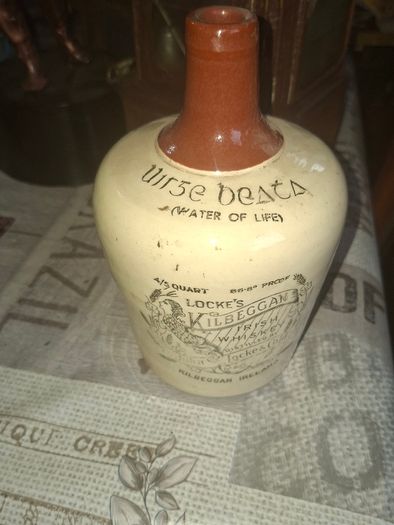 Vintage Whiskey Crock from Locke's Kilbeggan Distillery Westmeath, Uisge Beatha meaning "water of life", Postage available or Collection