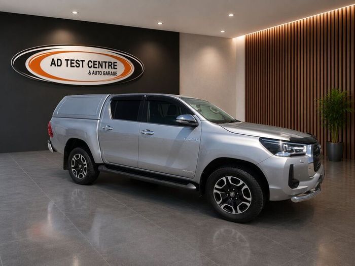 Toyota Hilux Invincible 2023