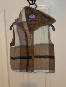 Shein gillet 12/18 months