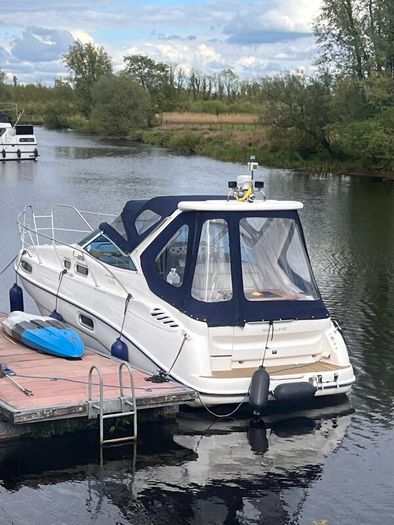 Sealine s28 sports cruiser