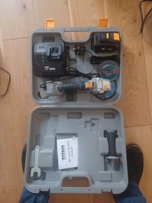 Angle Grinder:Titan
