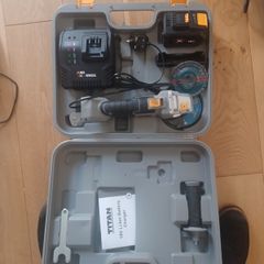 Angle Grinder:Titan