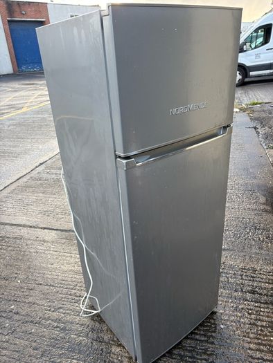 Nordmende 55cm Freestanding Fridge Freezer Silver
