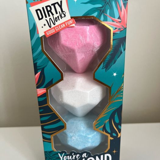 Dirty Works "Youre a Diamond" Crystal Fizzers - Bath Bomb Set