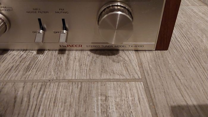 Pioneer TX 8100 Tuner