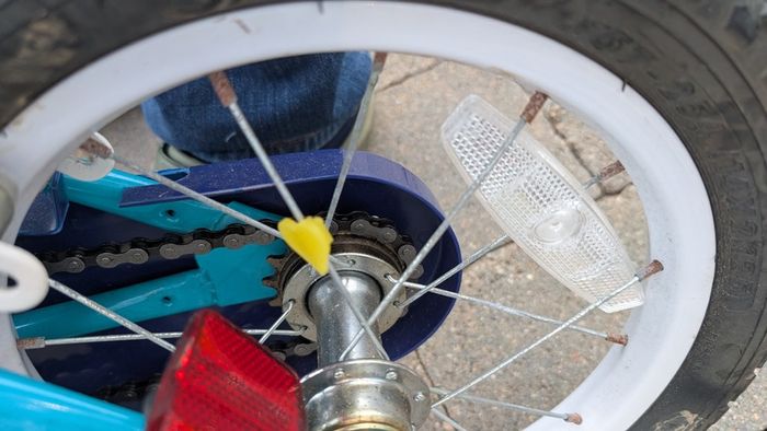 Girls' Apollo 14-inch Bike Great Condition - With Stabilizers