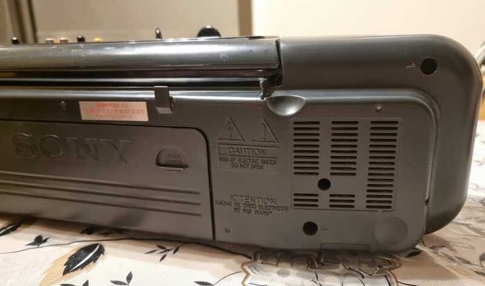From 1993 Sony CFS-W310, sale as radio, 2 cassette not working, no motor.