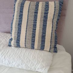 cushions throw