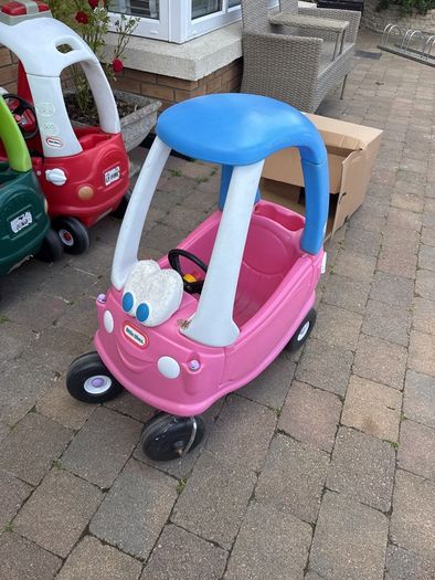 cozy coupe