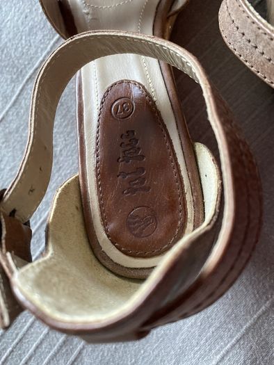 Fat face wedge women's shoes