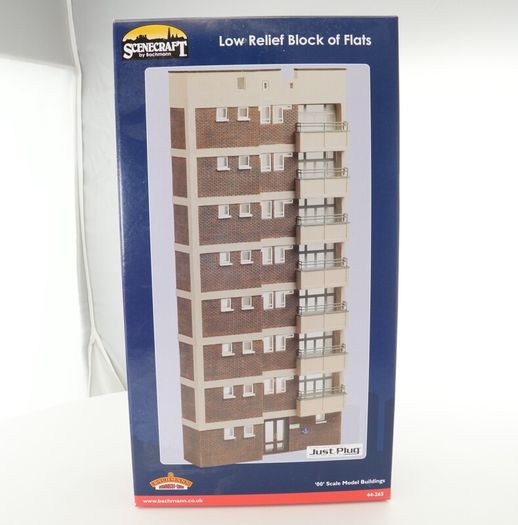 Bachmann Scenecraft 44-265 Low Relief Block of Flats 00 Scale