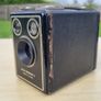 Vintage KODAK Box Brownie Six-20 Model C Image 3