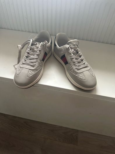 Guess Sneakers (Brand new with tags)