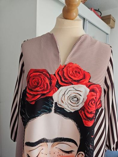 Frida Kahlo dress