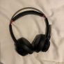 Poly Elara 60 series speaker phone and headset Image 4