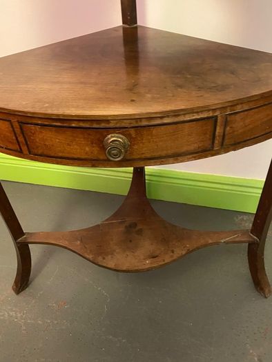 Georgian corner washstand
