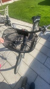 Girls bike