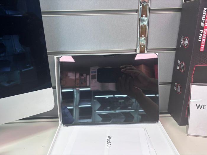 Apple iPad Air 11-inch (M3) Wi-Fi Blue + Magic Keyboard White British [BUNDLE]