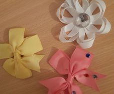 Girls occasion hair clips