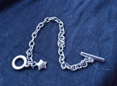 Beautiful T-Bar Bracelet