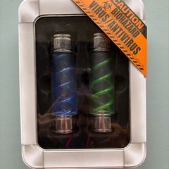 Rare Resident Evil - T-Virus and G-Vaccine Antivirus Replica Set