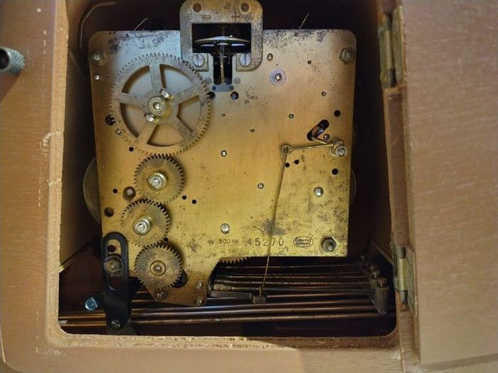Vintage 1960s Mauthe German Chiming Mantel Clock