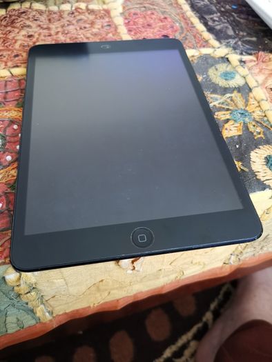 Price reduced I pad mini Model A1432 16GB