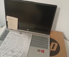 15.6" Full HD laptop / notebook , AMD Ryzen 7 5825U Processor, 16GB RAM, 1TB SSD