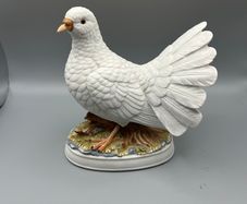 Jaffe Rose Presentation Fine Bisque Porcelain White Dove