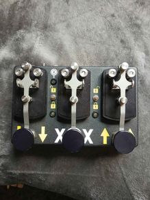 Electric guitar effects pedal