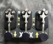 Electric guitar effects pedal