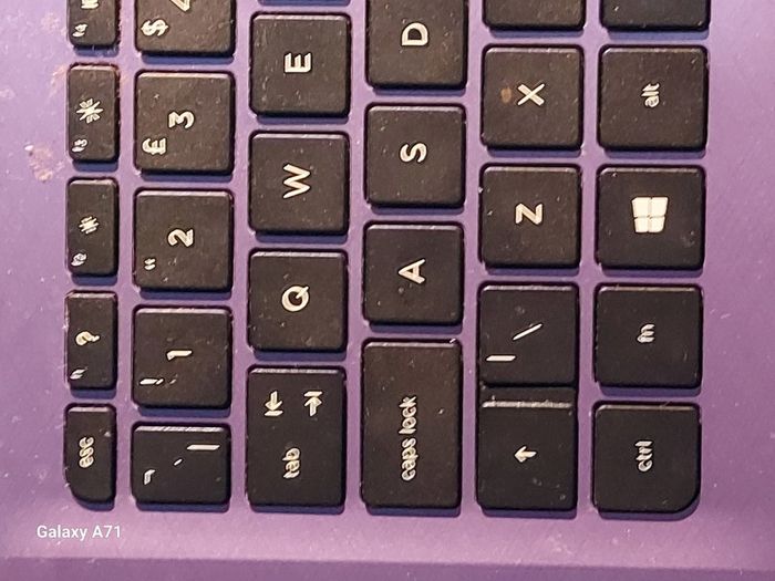 HP 15.6 inch Laptop, Purple, Model TPN-C125, Intel Pentium CPU 3825U, 1.9GHz, 4GB Ram, 300GB HDD, Windows 10, Microsoft Edge, Chrome, and VLC