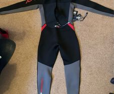 mens osprey wetsuit